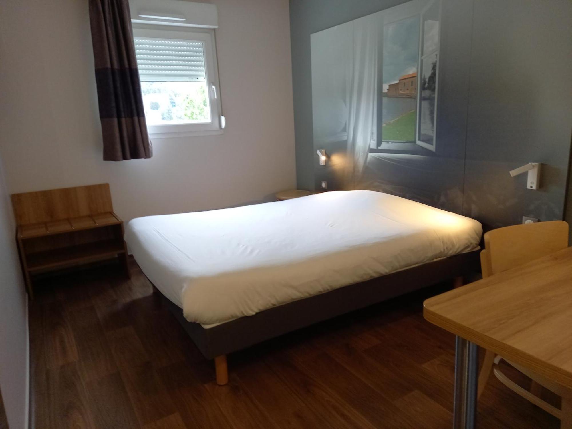 B&B Hotel Saint-Etienne Monthieu Exterior photo